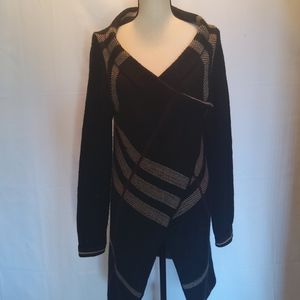 Monroe &Main plaid sweater tunic